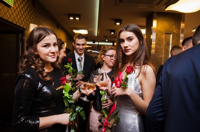 Studniówki 2017. Zespół Szkół Samochodowych w Nowym Sączu [ZDJĘCIA, WIDEO]