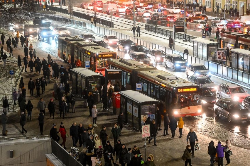 Komunikacja miejska w Gdańsku. Oceń, na jakim znajduje się poziomie. Anonimowa ankieta UM i ZTM-u