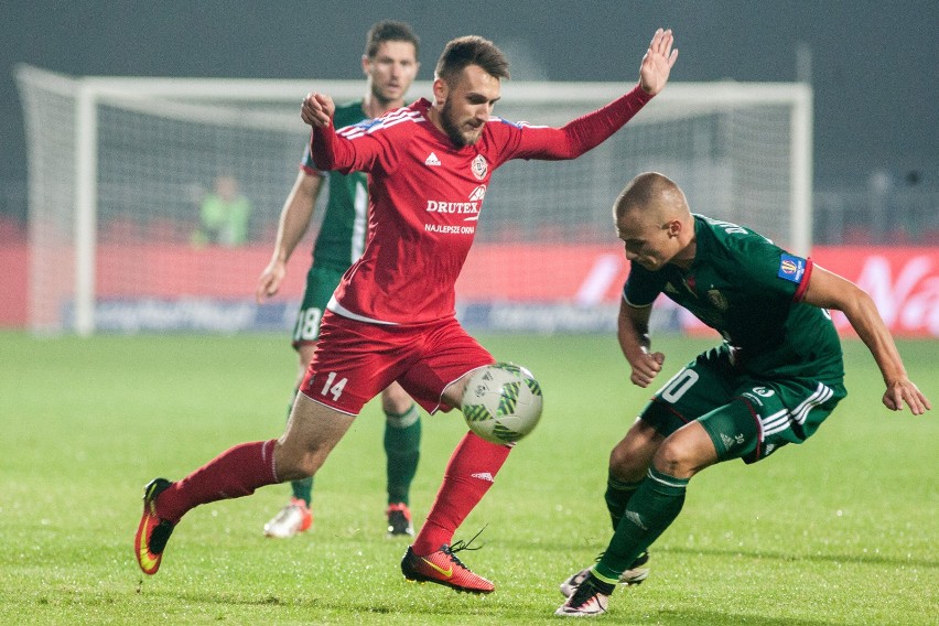 MATEUSZ KLICHOWICZ (napastnik, 28 lat, Sandecja Nowy Sącz)...