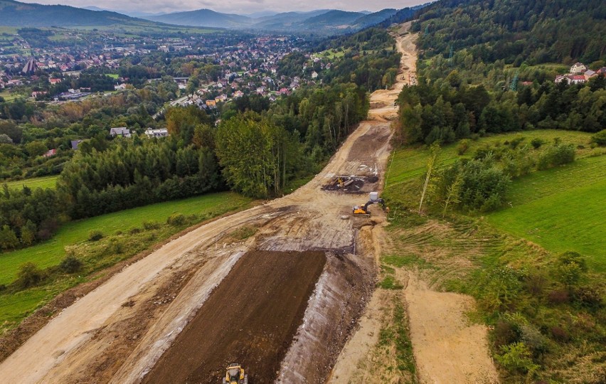 Budowa S1, tzw. obejścia Węgierskiej Górki we wrześniu 2020...