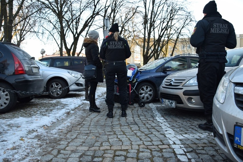 Dziś po raz kolejny straż miejska kontrolowała parkowanie...