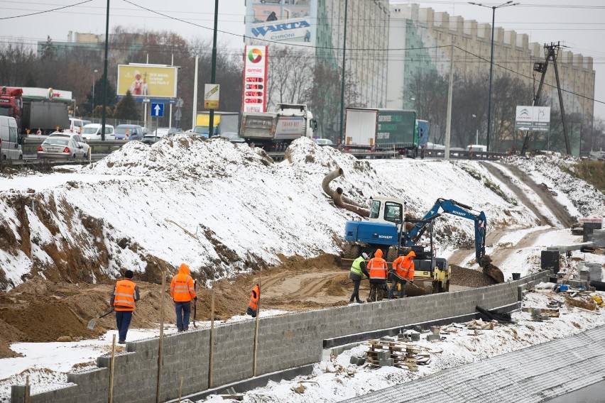 Kraków. Budują linię tramwajową do Górki Narodowej. Zobacz postępy prac [ZDJĘCIA]