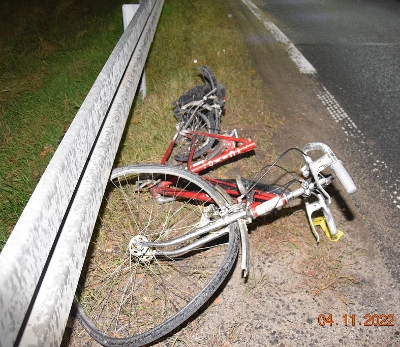 Wypadek rowerzysty w Zubrzycy Dolnej. 32-latek potrącił...