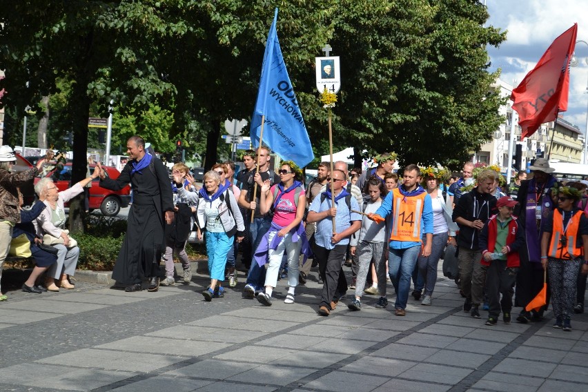 Pielgrzymka Krakowska dotarła na Jasną Górę [ZDJĘCIA]