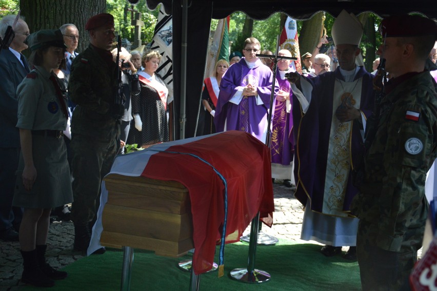 Tarnów. Pogrzeb pułkownika Jerzego Pertkiewicza