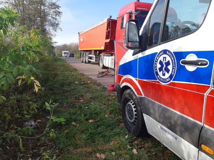 Tragedia w miejscowości Jasice. Mężczyzna zginął pod kołami ciężarówki