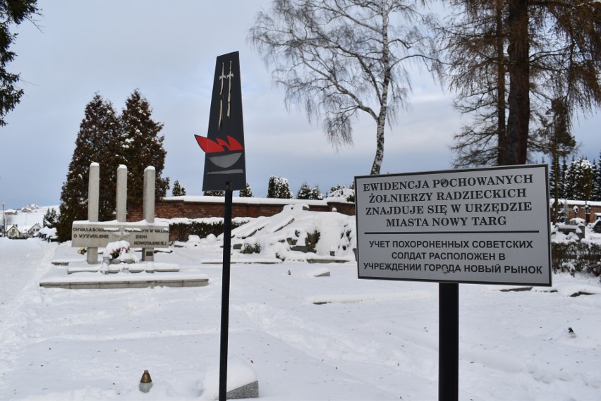 Usunięcia tego pomnika domagają się działacze nowotarskiego...