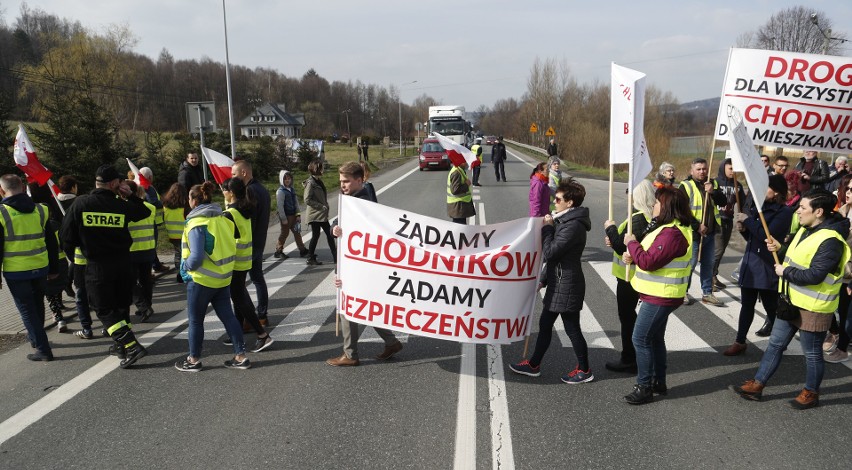 W Baryczce, na DK nr 19 protestowali dziś mieszkańcy, którzy...