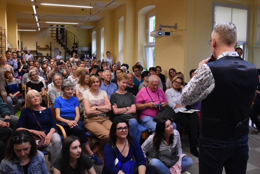 Do Wojewódzkiej Biblioteki Publicznej w Opolu przybyły...