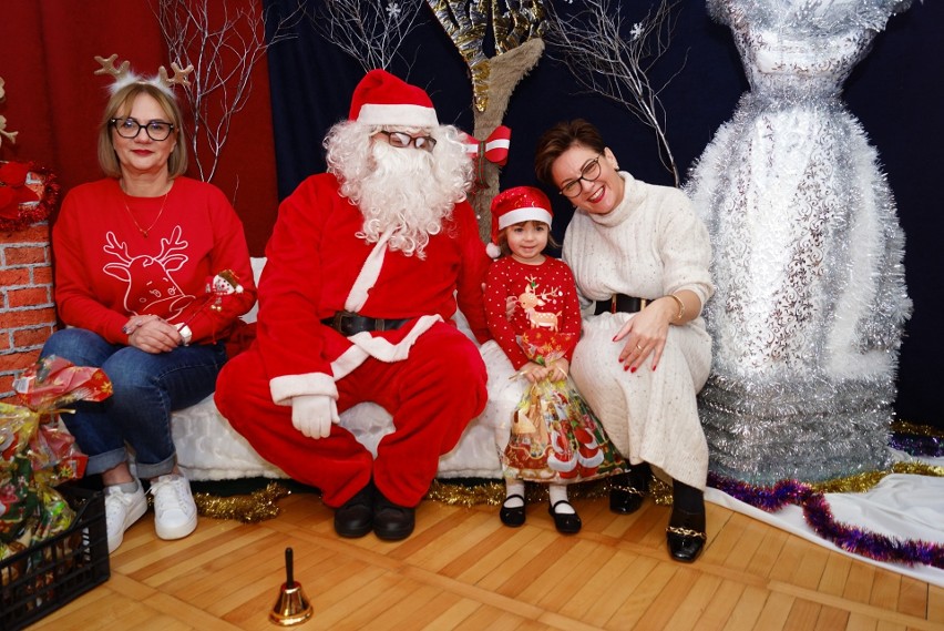 Mikołaj u przedszkolaków w Krynkach, Brodach, Lubieni i Lipiu. Przywiózł wspaniałe prezenty. Zobacz zdjęcia