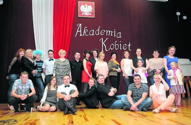 Pierwsza edycja Akademii Kobiet odbyła się 26 maja 2013 roku w Olkuszu, pod hasłem "Matka - to przede wszystkim kobieta"