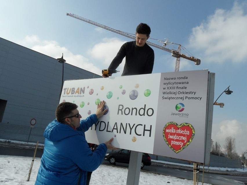 Rondo WOŚP Jaworzno. Zmiana nazwy na rondo Baniek Mydlanych [ZDJĘCIA]