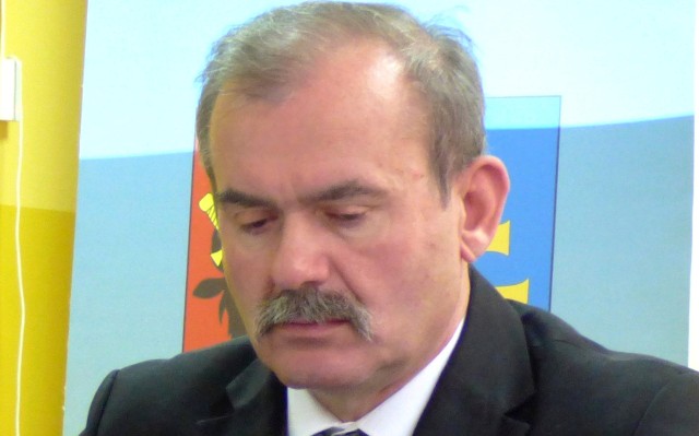 Jan Nowak został wybrany w poniedziałek na starostę powiatu kazimierskiego kadencji 2018-2023.