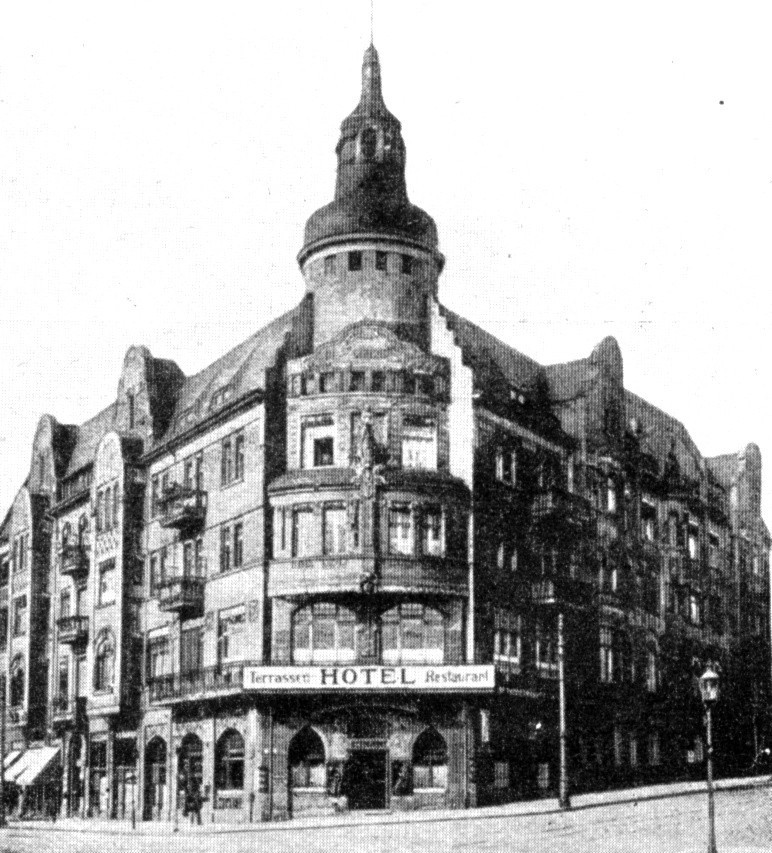Hotel Terassen. Projekt kamienicy hotelu stworzył w 1904 r....