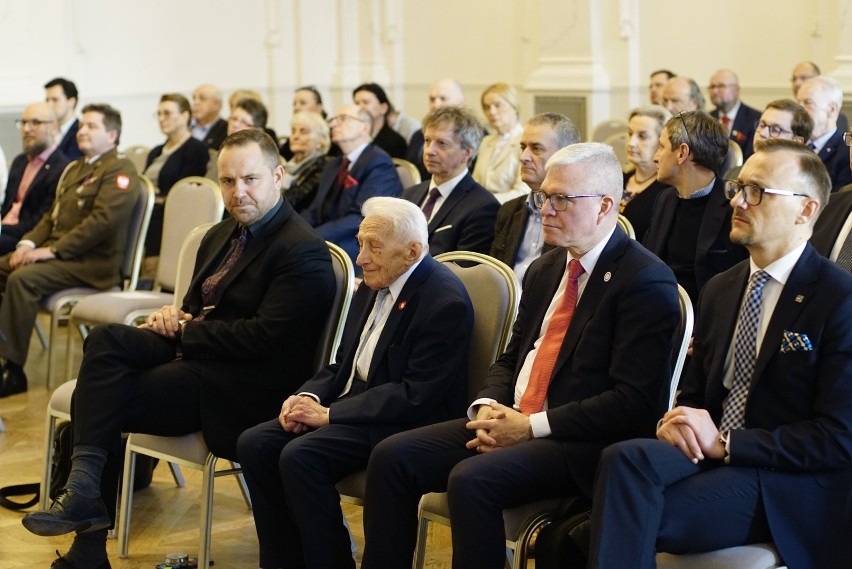 Prezes IPN uhonorował trzech nowych Świadków Historii