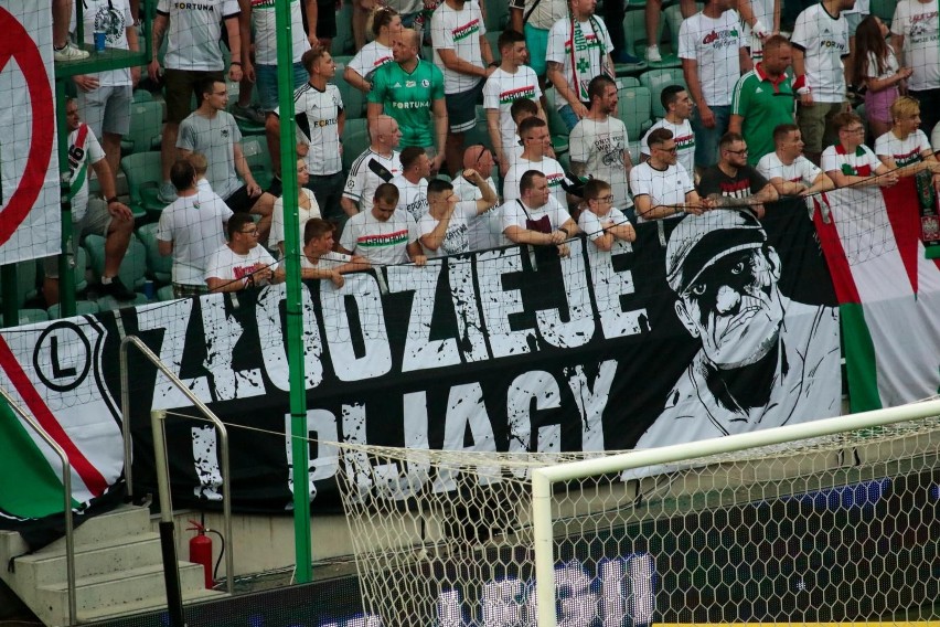 3:2 na wyjeździe, 2:0 u siebie. Legia Warszawa pomimo upału...