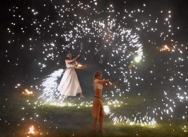 W ostatnich latach wieczorny spektakl "Oblężenie Malborka 1410" kończył się efektownym widowiskiem fireshow. Tym razem będzie podobnie.