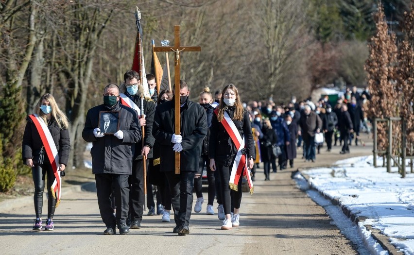 Tadeusza Hucińskiego pożegnano na gdańskim cmentarzu...