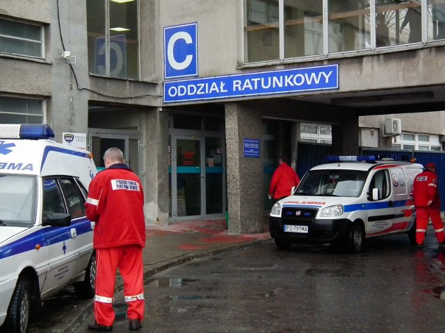 Mężczyzna zginął po tym jak wypadł z okna w Szpitalu Wojewódzkim w Poznaniu