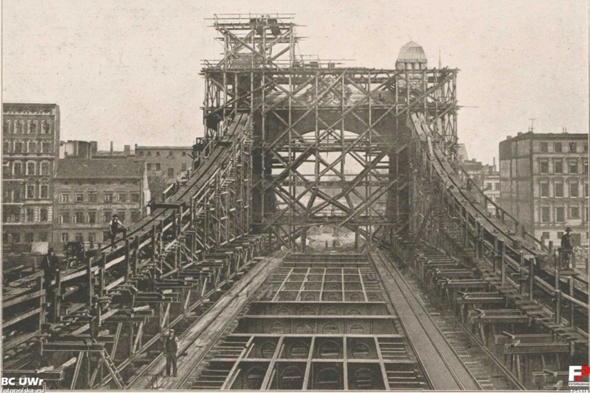 Budowa Mostu Grunwaldzkiego, 1910 r.