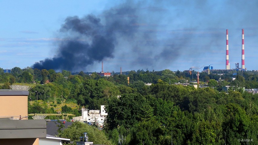 Kraków. Pożar na terenie rozlewni gazu przy ulicy Blokowej w Nowej Hucie [ZDJĘCIA]