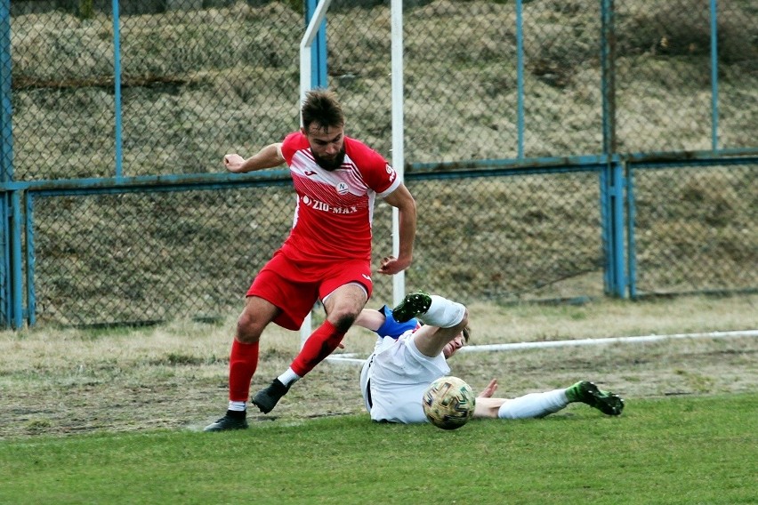 Granat Skarżysko-Kamienna - GKS Zio-Max Nowiny 3:1 - Regionalny Puchar Polski 2011/22