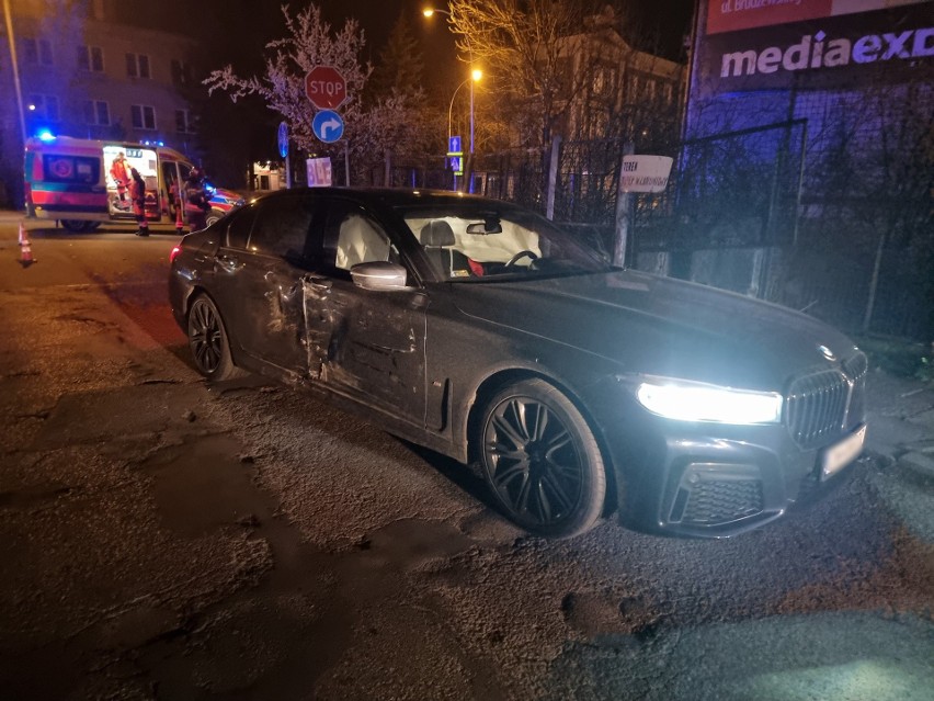 Zderzenie BMW z kią w Przemyślu. Ukrainiec wymusił pierwszeństwo [ZDJĘCIA]