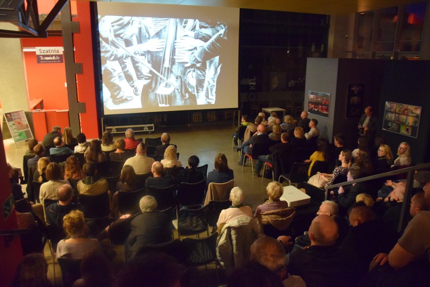 Marek Lapis: slide-show i wystawa podczas Tychy Press Photo