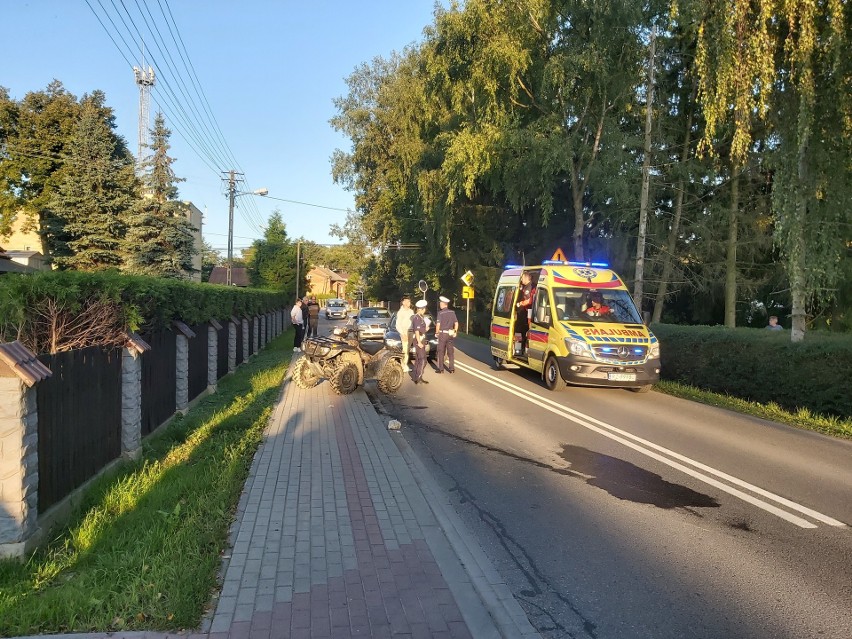 Wypadek w Rzeszowie na quadzie. Dorosły mężczyzna został zabrany karetką do szpitala [ZDJĘCIA]