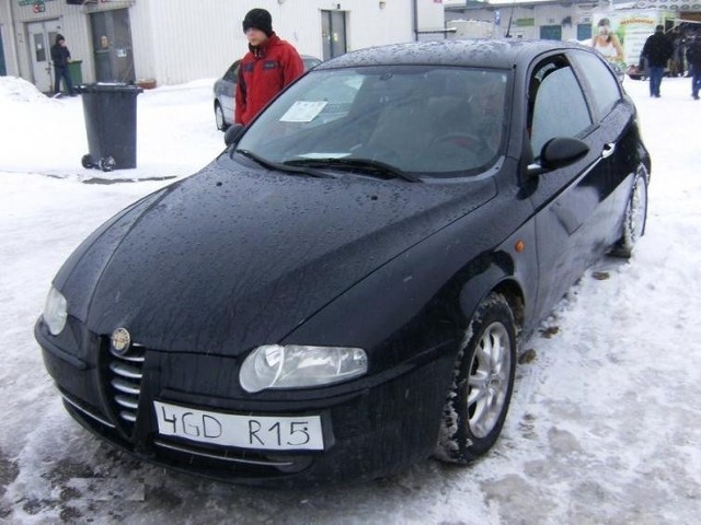 Alfa Romeo 147 1.6 z 2001 r. za 8800 zł