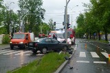 Wypadek na Rudzkiej. Zderzenie dwóch aut, ranna kobieta w szpitalu [ZDJĘCIA+FILM]