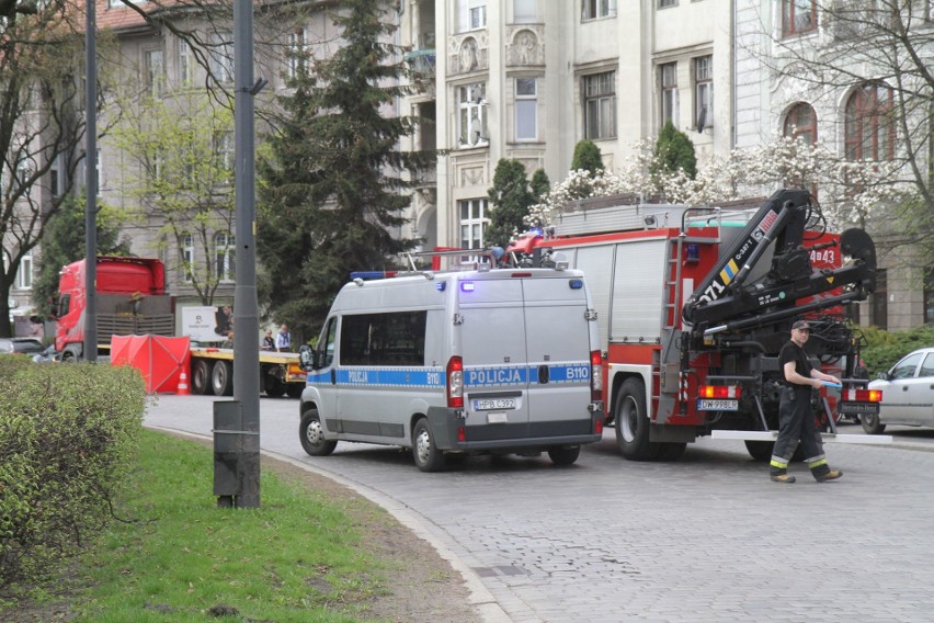 Śmiertelny wypadek na placu Powstańców Śląskich