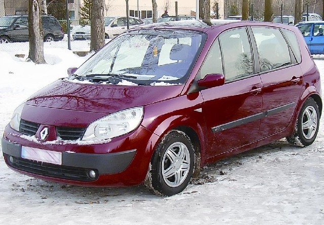 Renault scenic, rocznik 2003, silnik diesla 1,5 DCi, przebieg 139 tys. km, cena 19.500 zł 