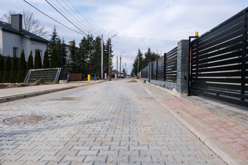 Miasto buduje nowe ulice na osiedlu Zawady. Nawierzchnia będzie z kostki