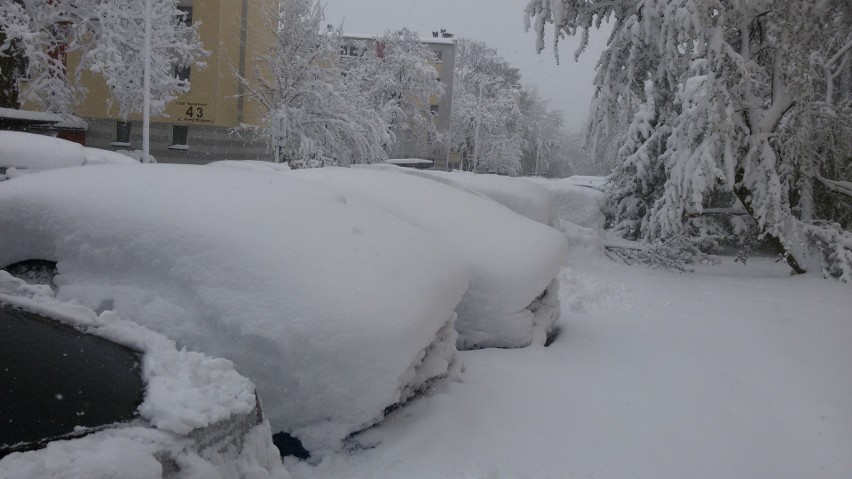 Fatalne warunki na drogach Częstochowy i regionu