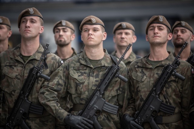 Kolejni ochotnicy z batalionu lekkiej piechoty w Grójcu złożą przysięgę wojskową. Stanie się to w przyszłą niedzielę 22 września.