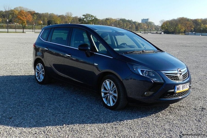 Opel Zafira Tourer 2.0 CDTI ,  Fot: Robert Kulczyk –...