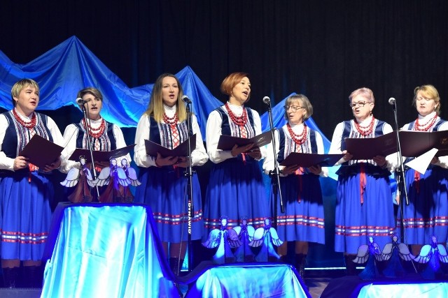 Brzezinianki są jednymi z laureatek II Ogólnopolskiego Festiwalu Pieśni Maryjnych.