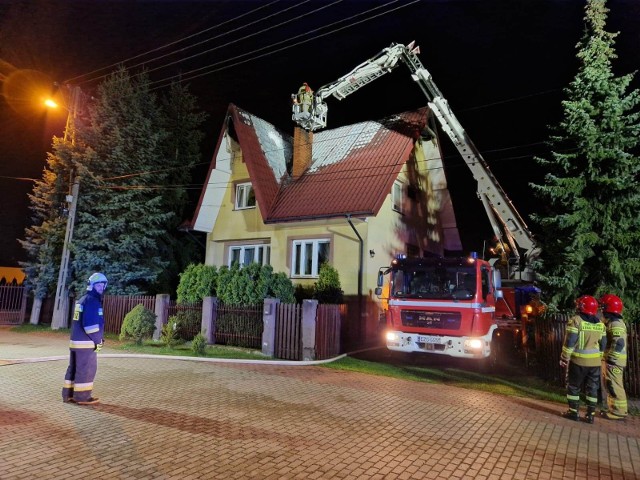 Pożar w domu jednorodzinnym w Strykowie wybuchł w piątek 14 kwietnia.