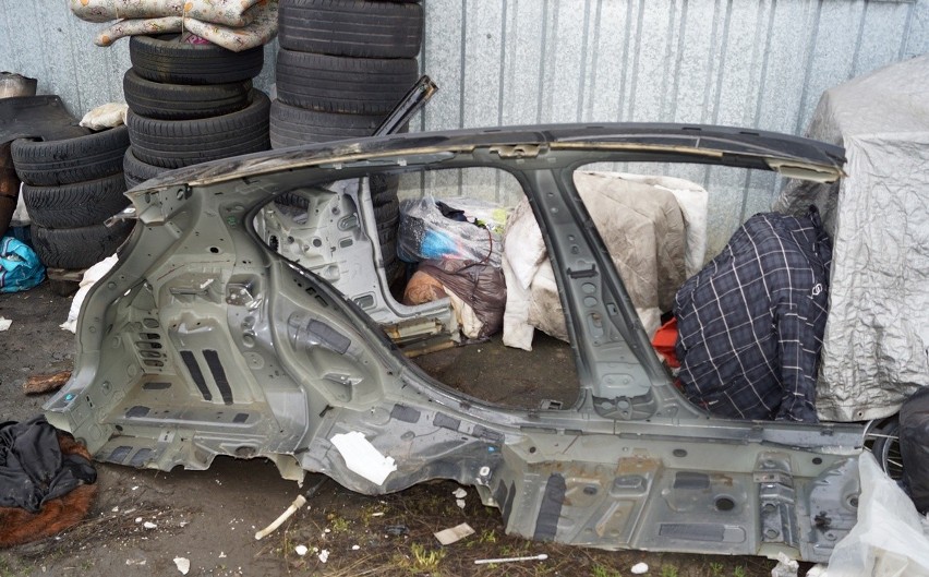 Policjanci z Radziejowa odkryli dziuplę samochodową na...