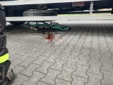 Śmiertelny wypadek w Wymiarkach koło Żagania. Rowerzysta zderzył się z ciężarówką. Zmarł w szpitalu