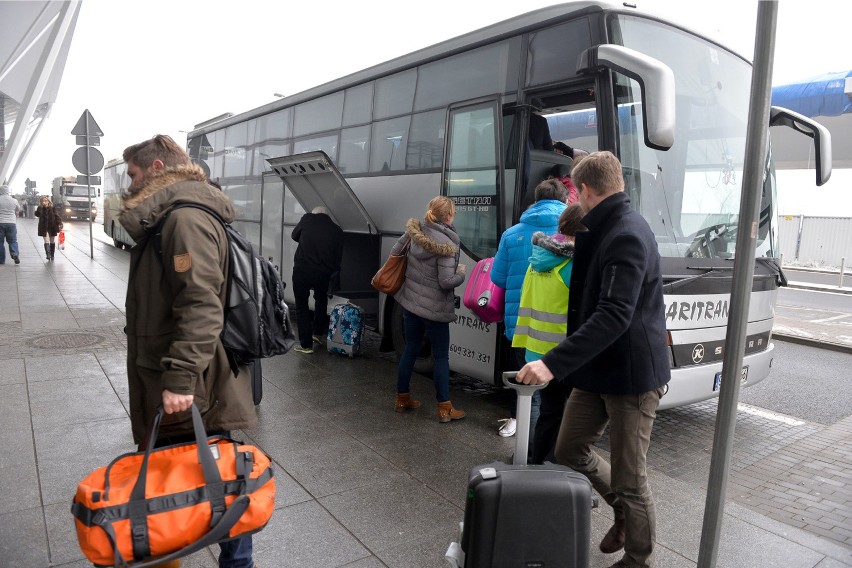 Trudny piątek na lotnisku w Gdańsku