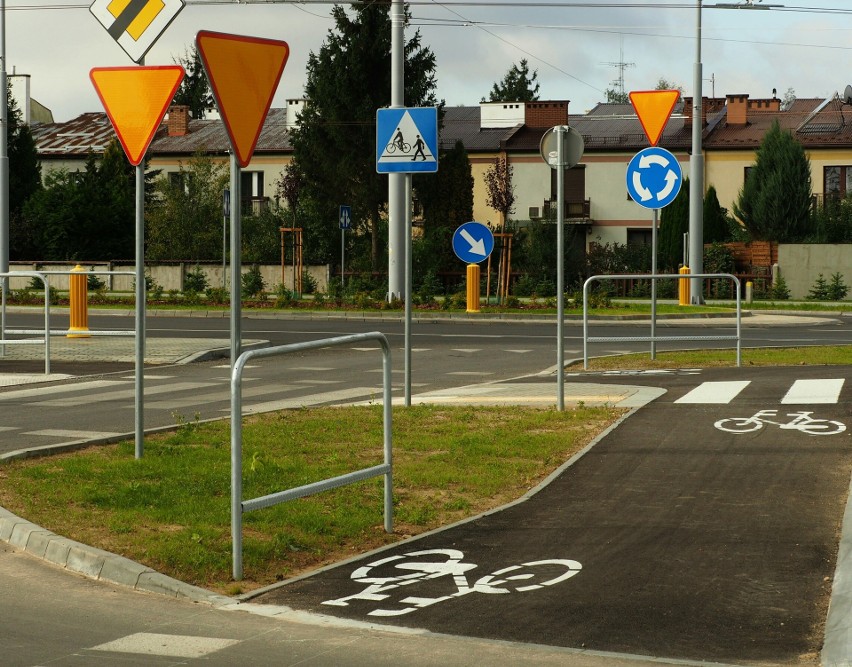 Koniec przebudowy ul. Choiny. Powstało rondo w kształcie biszkopta