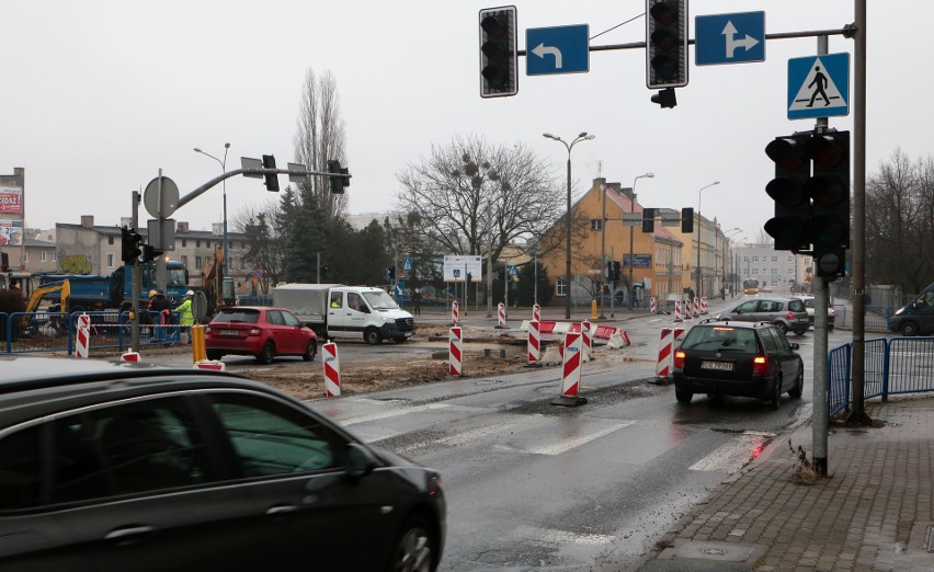 Jeszcze większych utrudnień w ruchu na skrzyżowaniu ul....