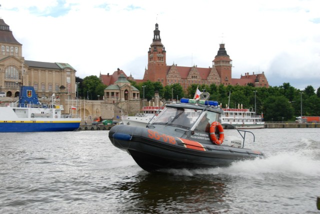 Funkcjonariusze Morskiego Oddziału Straży Granicznej uczestniczyli w trzech akcjach ratunkowych na Bałtyku i jeziorze.