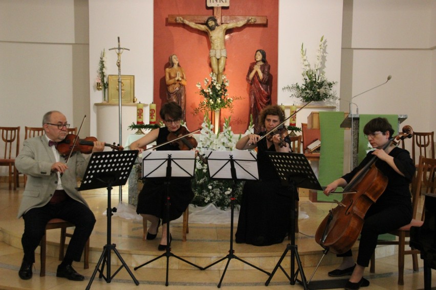 Koncert muzyki klasycznej w miejscowości Sokolniki-Las ZDJĘCIA