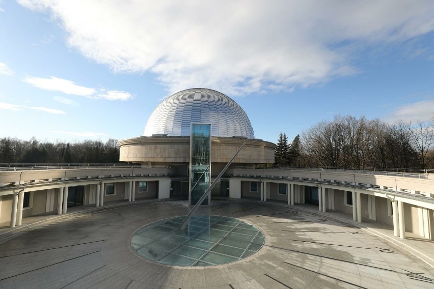 W Planetarium Śląskim w Chorzowie otwarto dwa obserwatoria...