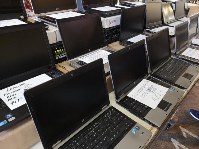 Dla 130 dzieci z rodzin pegeerowskich Grudziądz kupuje komputery przenośne