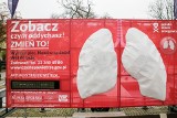 W Krzeszowicach stanęły sztuczne płuca. Mieszkańcy obserwują, czym oddychają