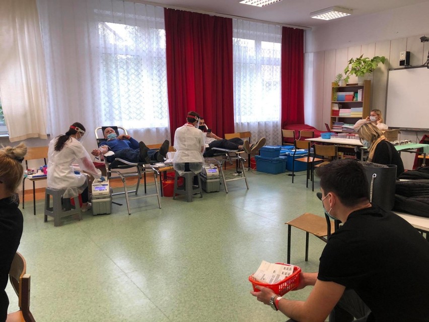 Akcja krwiodawstwa w Zespole Szkół w Połańcu. Pomogą małemu Bartusiowi Przychodzkiemu